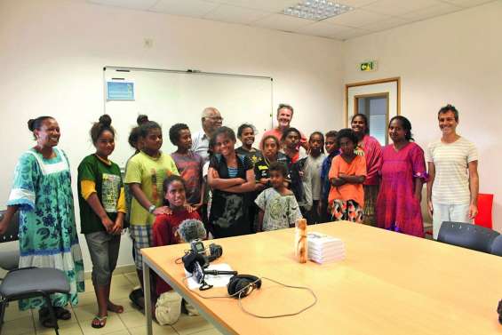 « En Calédonie, Ouvéa est la porte d’entrée des pirogues »