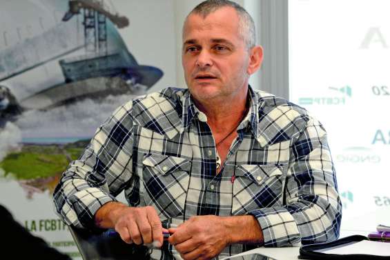 « Remettre sur le haut de la pile  les dossiers administrativement bloqués »