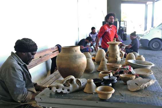 La poterie traditionnelle retrouve des couleurs au centre culturel