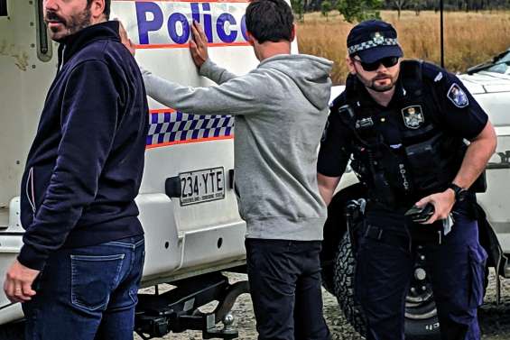 Des journalistes français interpellés à Abbot Point