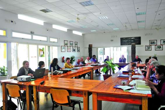 L’Association française des maires réunie à Poya