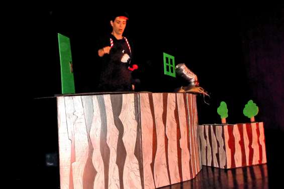 Le drôle de cadeau de Patachou au centre socioculturel