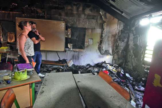 L’incendiaire présumé de l’école James-Paddon à Païta placé en détention provisoire