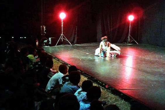 Le Chapitô au marché communal, à partir de demain