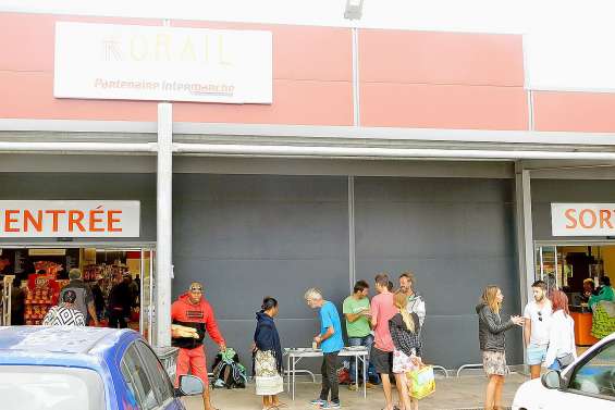 Greenpeace à la rencontre des habitants