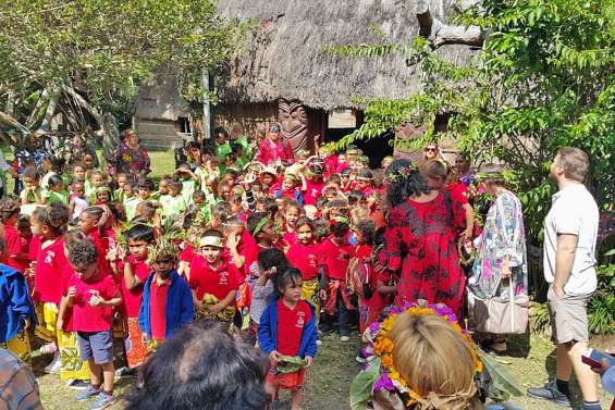 Les enfants du Vallon-Dore à la découverte de Saint-Louis