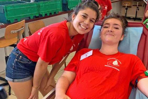 Une collecte de sang au cœur du lycée du Grand Nouméa