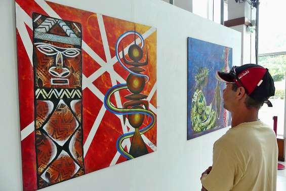 Dix-neuf toiles de Denise Tiavouane au centre culturel
