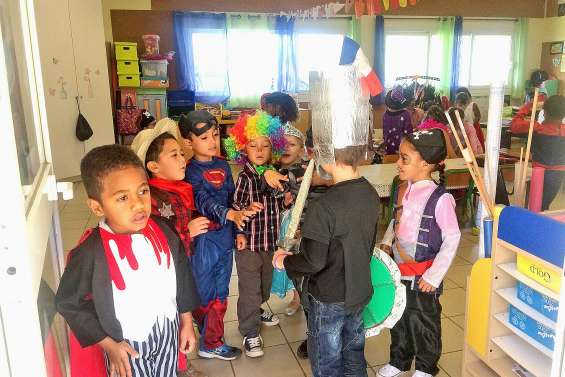 Pouembout a aussi fait son carnaval des écoles