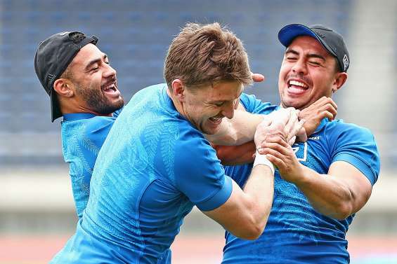 Les All Blacks fuient la chaleur et préviennent les Springboks 