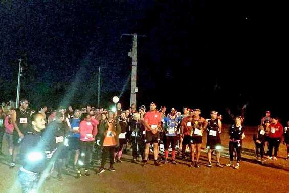 Près de 100 coureurs ont participé samedi au Raid de la Full Moon