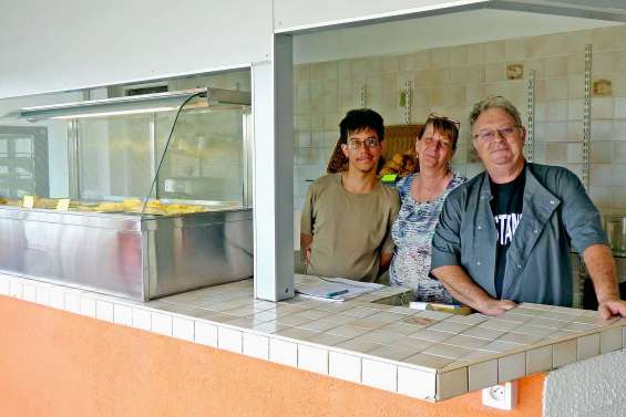 Le snack Wénéoua change d’enseigne