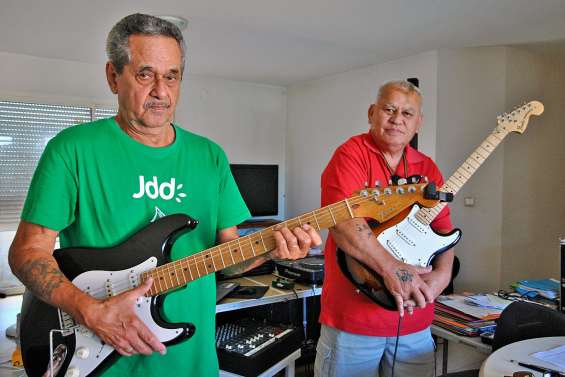 « Papy Shadows » fête ses 78 ans  et donne un dernier récital avant de partir