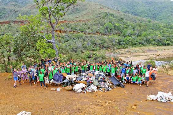 Les élèves du collège ont ramassé une tonne de déchets