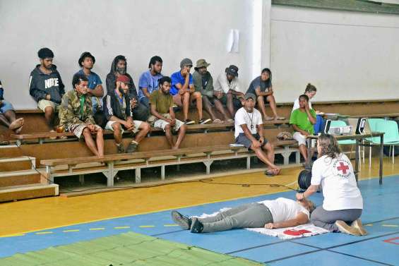 Un stage de premiers secours dispensé par la Croix-Rouge