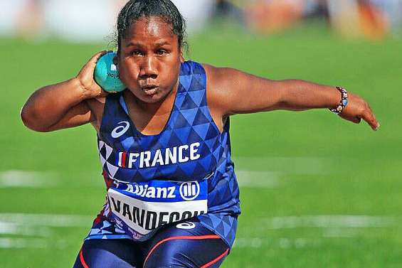 Rose Vandegou dans le top 10 mondial au lancer de poids 