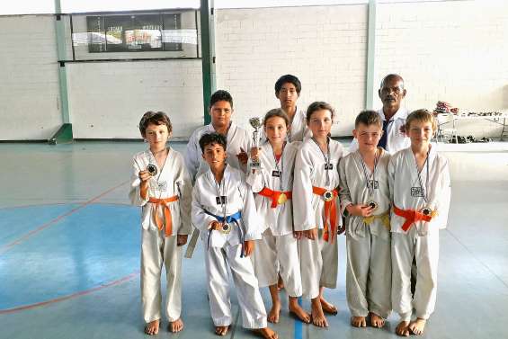 Les jeunes du club de taekwondo MKC récompensés