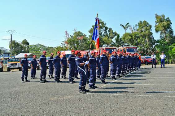 Treize sapeurs-pompiers ont été distingués