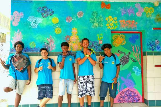 De la couleur sur les murs de la vie scolaire du collège