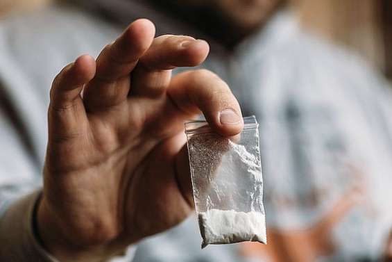Drogue, darknet et bitcoins, un cocaïnomane 2.0 à la barre