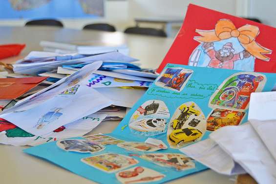 Drôles, touchantes, étonnantes :  extraits des meilleures lettres au père Noël