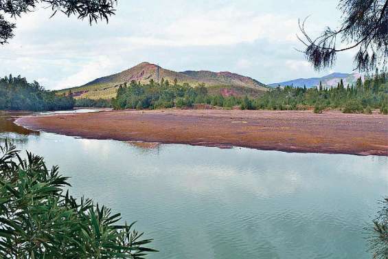 La rivière des Pirogues rouverte à la baignade