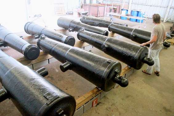 Des canons des années 1800 sauvés de la rouille