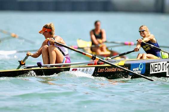 Après le surf, les épreuves d’aviron en mer en Polynésie ?
