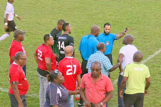 La Martinique siffle la fin des violences contre les arbitres dans le football 