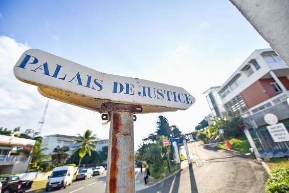 Huit ans pour avoir poignardé sa compagne