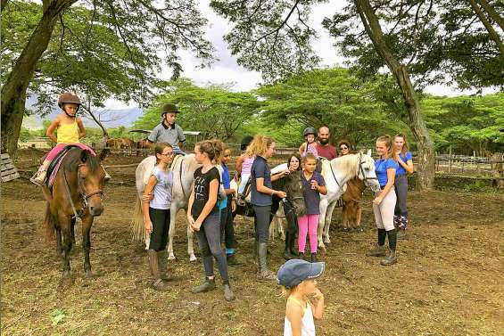 L’Acno proposait de finir  es vacances à dos de cheval