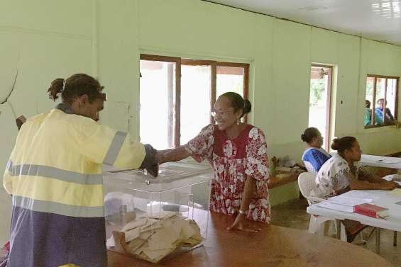 Houaïlou : Pascal Sawa réélu au 1er tour