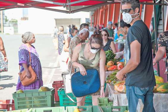 Le marché Broussard s’est tenu dans un format inhabituel, samedi matin