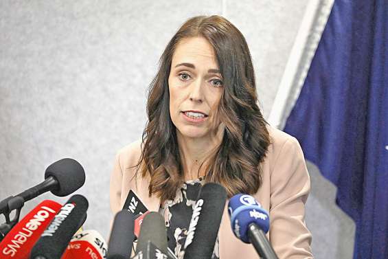 Le ministre de la Santé en balade sur la plage