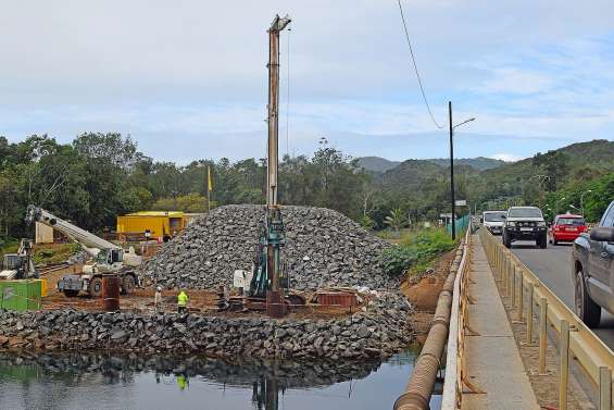 Pont de La Dumbéa :  les travaux suivent leur cours
