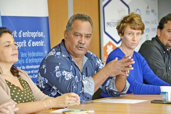 Au Medef, on croit désormais  à une « fusion » des deux programmes