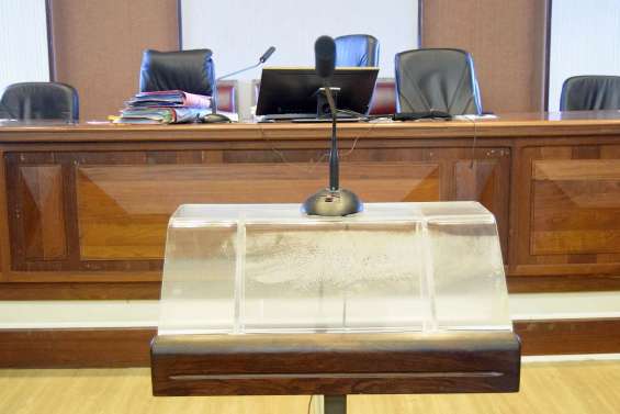 Dix ans de prison pour des viols et des violences sur son ex-compagne