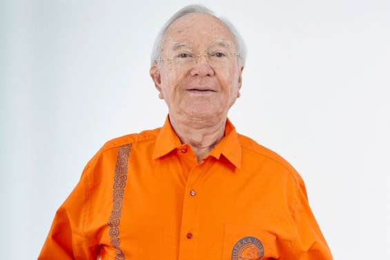 « Je suis souverainiste » :  le revirement de Gaston Flosse