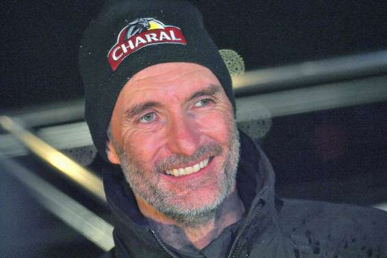Jérémie Beyou se prépare au Vendée Globe avec une victoire 