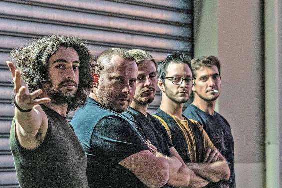 Le groupe Rock on the rock en concert à l’hôtel Tiéti le 8 août