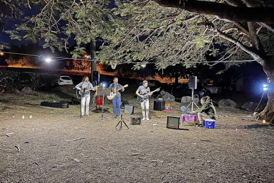 Le Kiwanis a organisé une Full Moon Party plage des Flamboyants