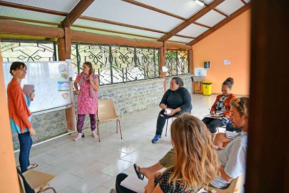 Un atelier sur l’éducation bienveillante proposé aux parents