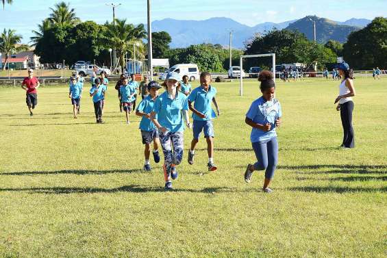 Les élèves de Louise-Michel testent leur endurance 
