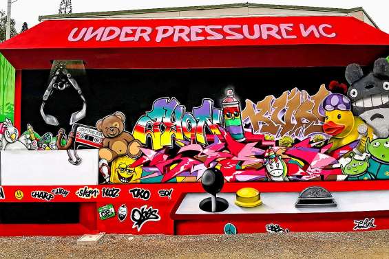 Pari tenu pour Under Pressure