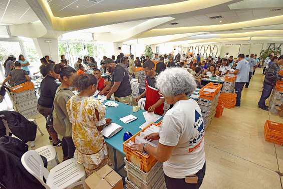 Référendum : une course pour envoyer les propagandes à 180 000 Calédoniens