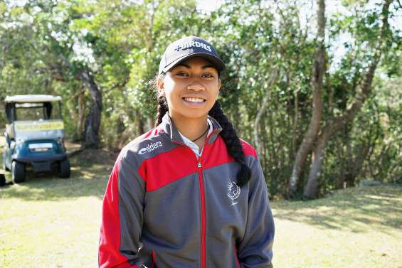 Lavelua-Tufele et Darrason solides à Tina 