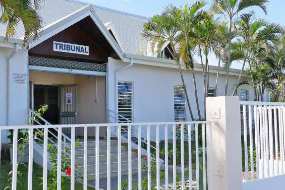 Il la bat et avoue lui imposer des relations forcées