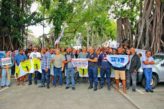 Malaise « historique » dans la « maison police »