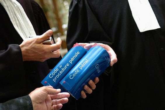 Un mandat d’arrêt décerné contre un harceleur qui sévit à Nouméa