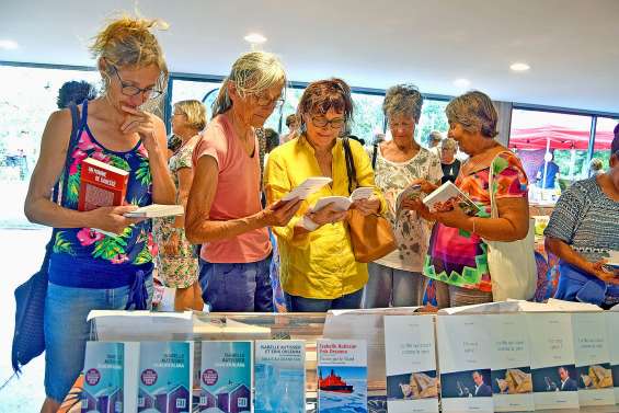 Carton plein pour le Salon international du livre océanien